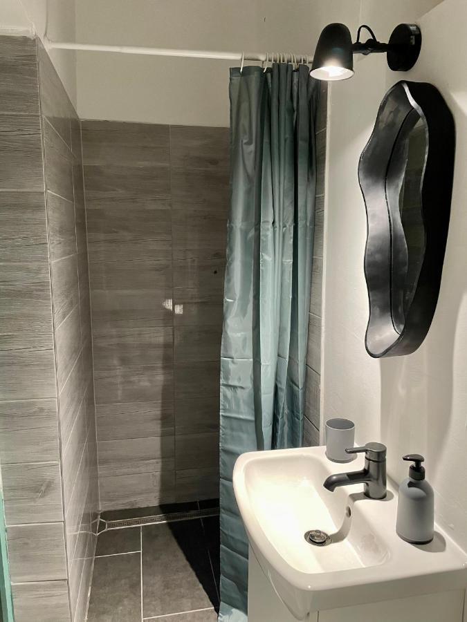 Cozy Apartment In Central Budapest Esterno foto